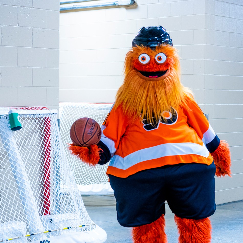 Gritty back of house waiting for a Flyers game to start